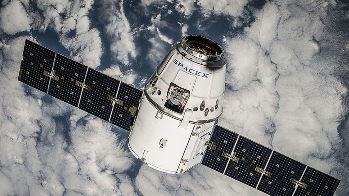Pentagon, SpaceX ile g�r���yor