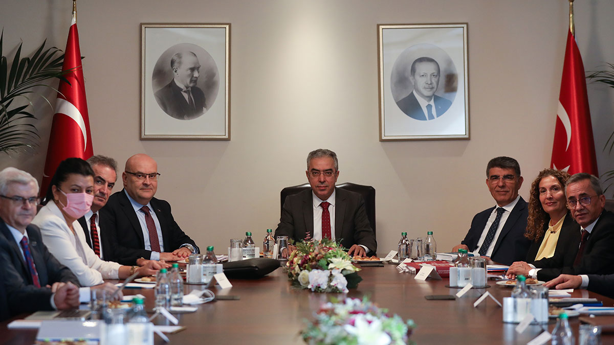 �nternette �fade �zg�rl��� ve Ki�ilik Haklar�n�n Korunmas� �al��tay� yap�ld�