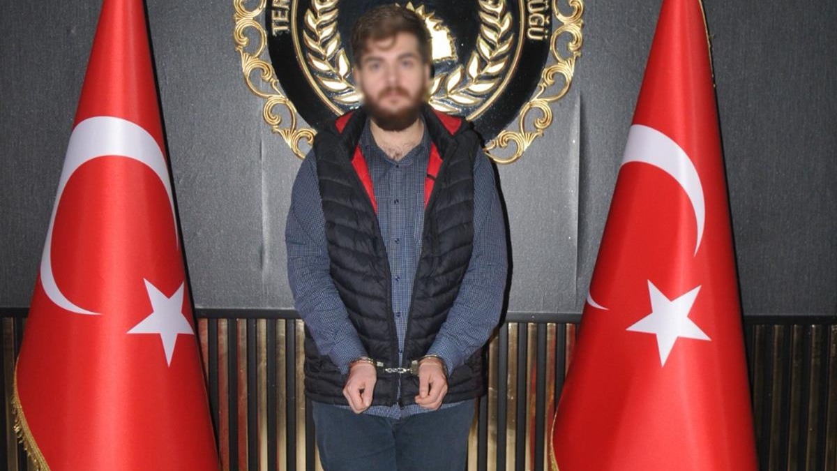 Sahte kimlikle ran'dan gelen PKK'l terrist stanbul Havaliman'nda yakaland