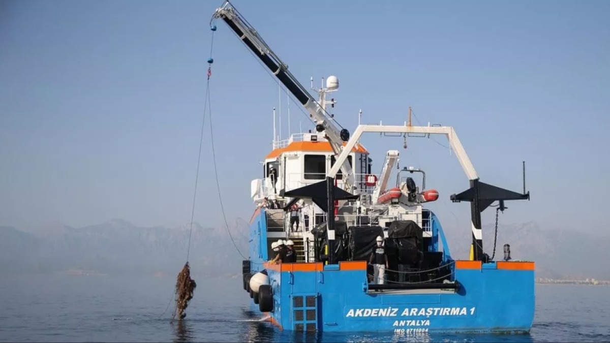 ''Akdeniz Aratrma 1'' gemisi, Lbnan kara sularndaki balk ekosistemini aratrd