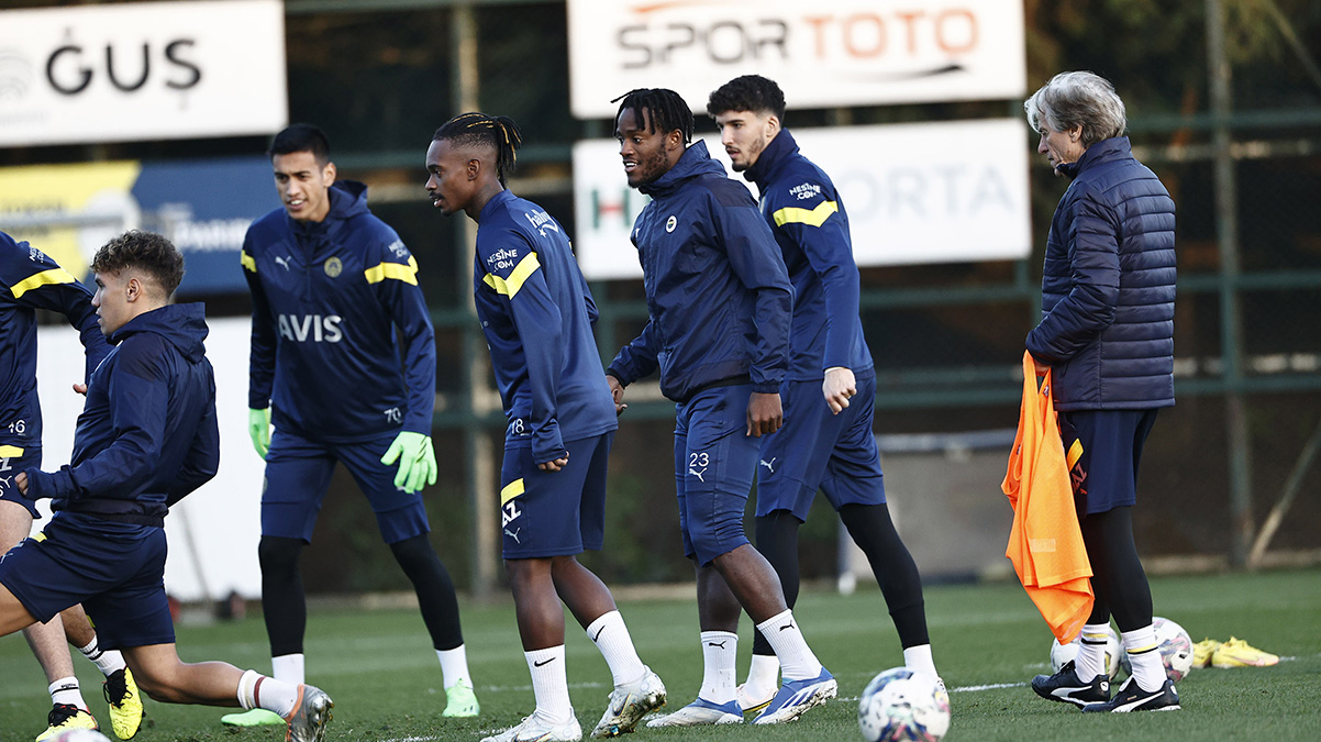 Fenerbah�e'de transfer operasyonu