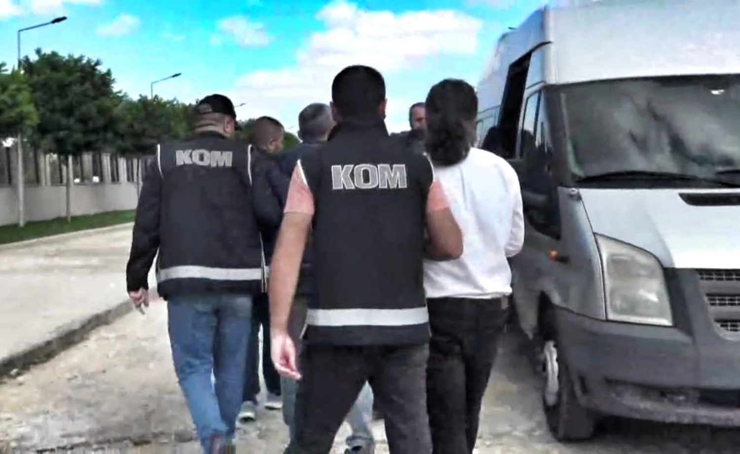 FET�'ye y�nelik Gazi Turgut Aslan Operasyonu'nda 219 'mahrem kurye' tutukland�