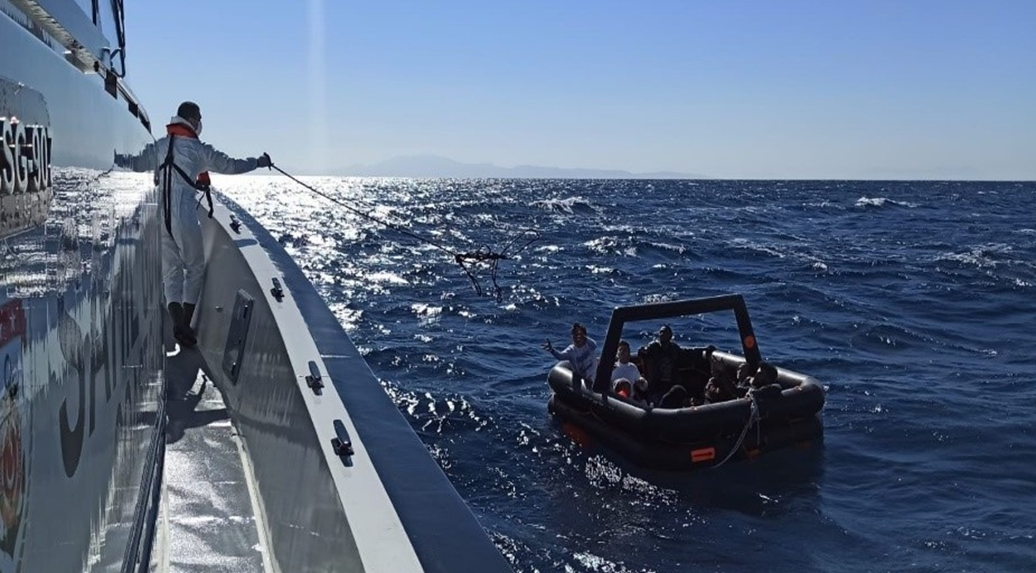 zmir'de 155 dzensiz gmen yakaland