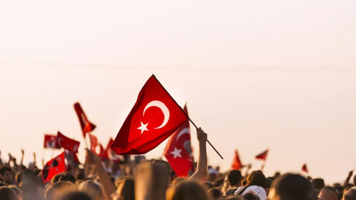 28 Ekim 2022 yar�m g�n m�? 28 Ekim'de okullar tatil mi?