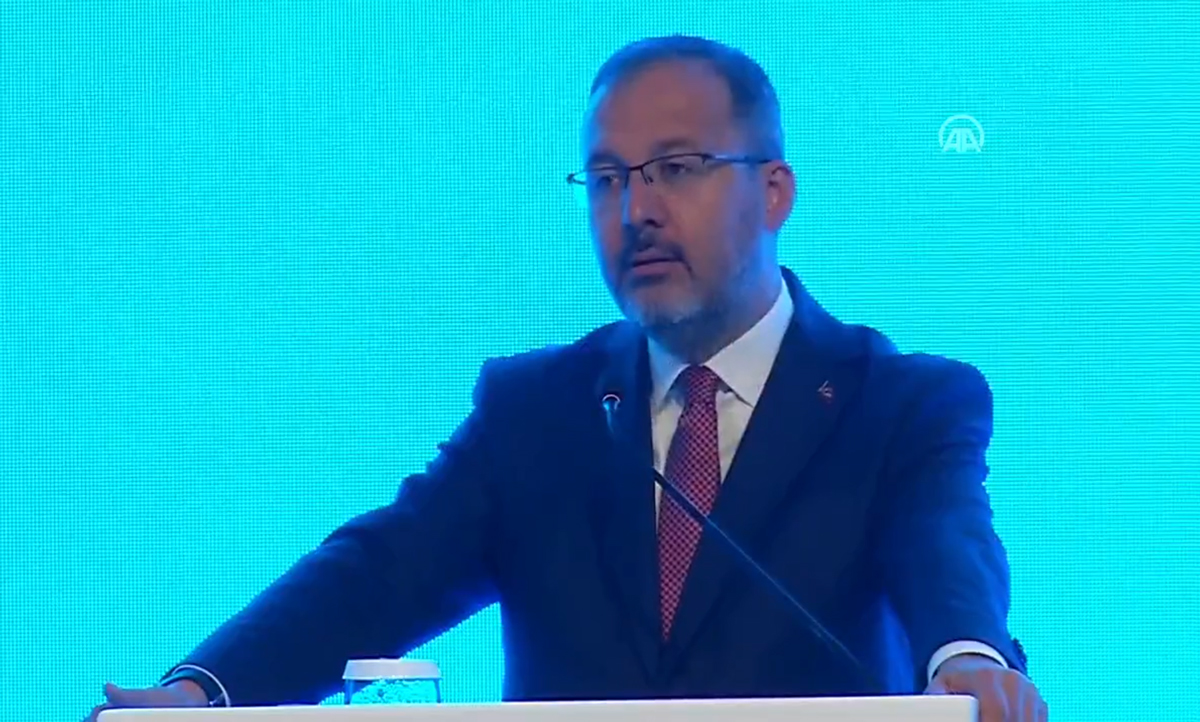 Bakan Kasapo�lu, Avrupa Konseyi 17. Spordan Sorumlu Bakanlar Konferans�'nda konu�tu