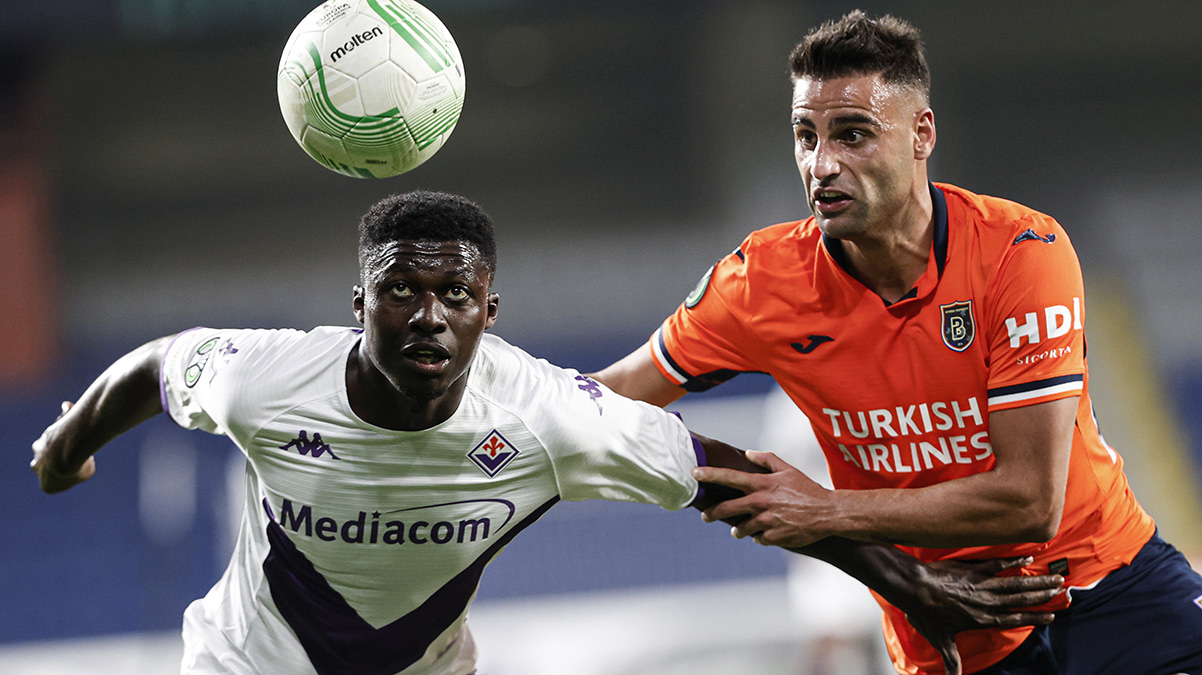 Fiorentina - Ba�ak�ehir ma�� hangi kanalda?