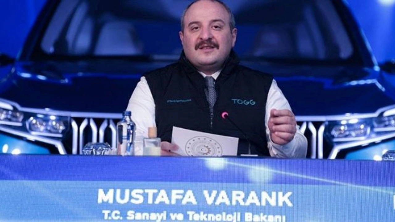 'Bakan Nebati beni her g�rd���nde �srarla bunu s�yl�yor'