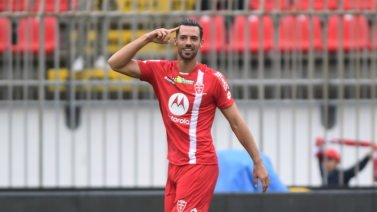 �talya'da b��akl� sald�r�ya u�ram��t�! 2 ay sahalardan uzak kalacak