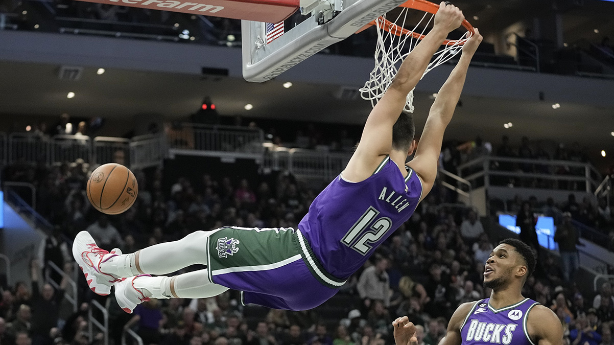 Milwaukee Bucks'tan 4'te 4