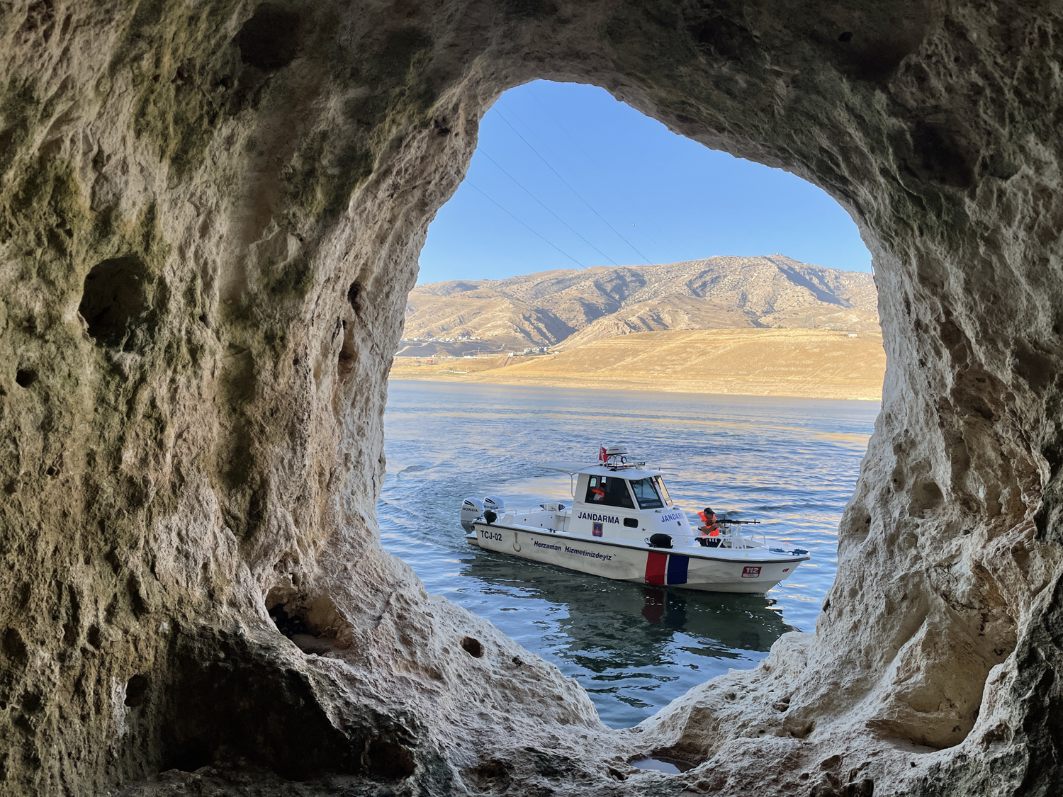 318 kilometrekarelik g�lde 7/24 g�rev ba��ndalar