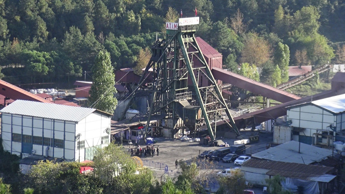 41 kii hayatn kaybetmiti... Amasra'daki maden kazas ile ilgili nemli gelime