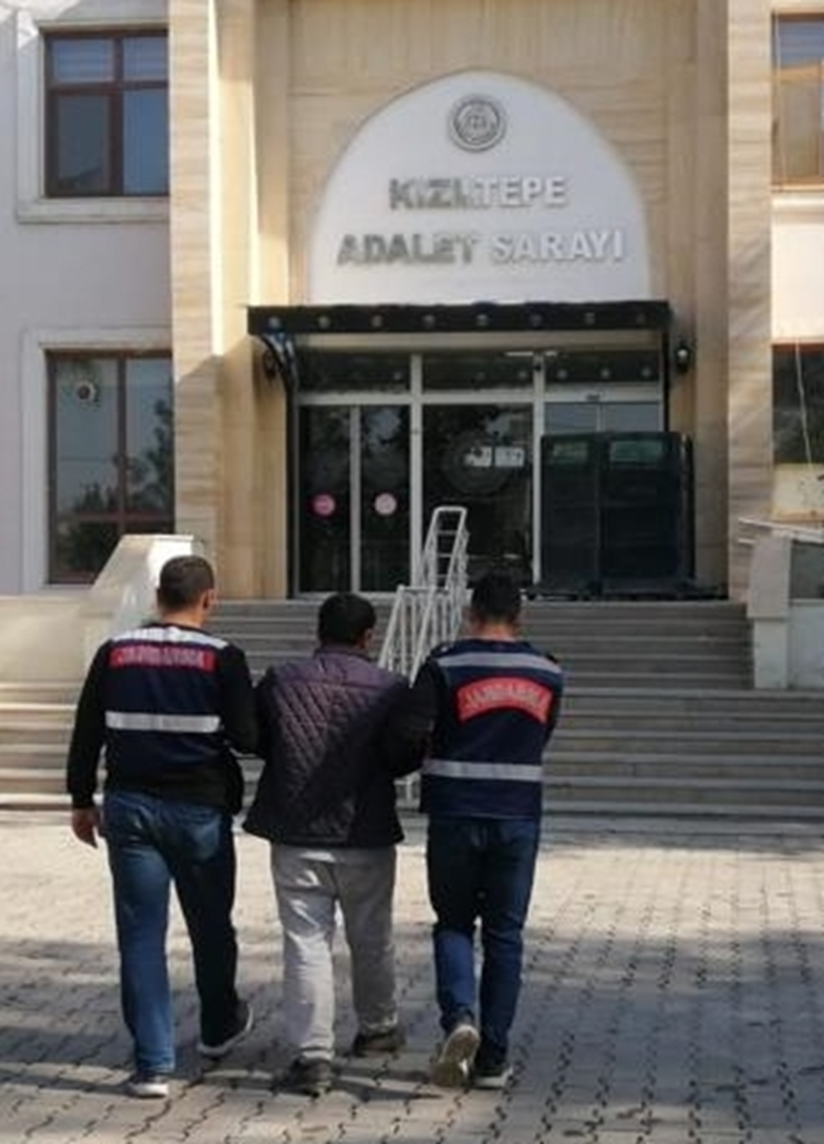 Mardin'deki cinayette bir kii tutukland