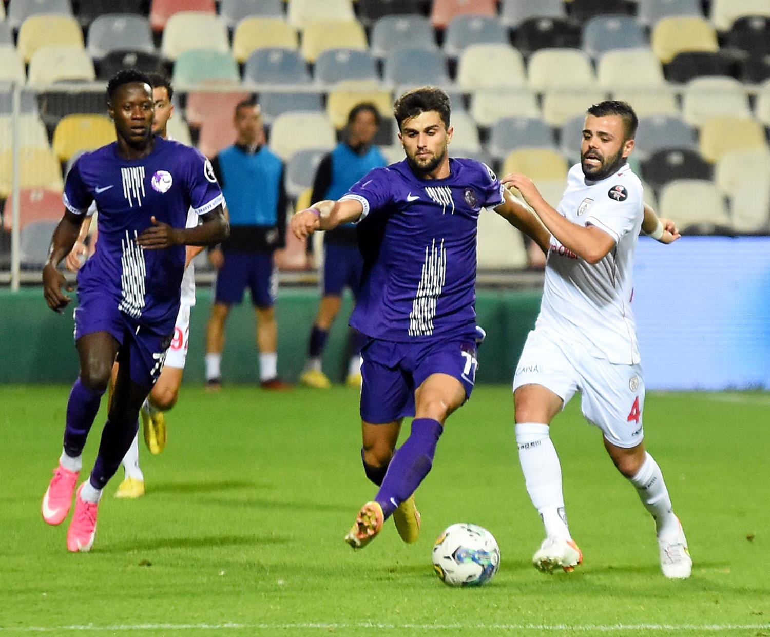 Alt�nordu'da Hasan H�seyin Acar geri d�nd�