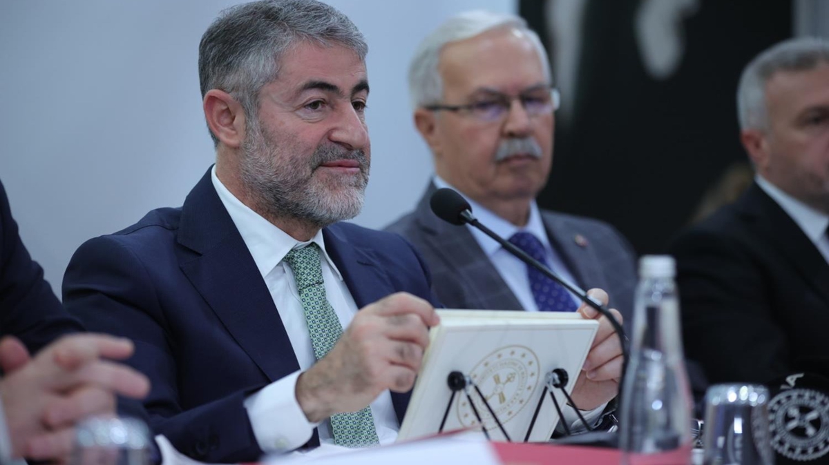 Bakan Nebati'den muhalefete TOGG tepkisi: Sizin yerlilik orannz ne kadar?