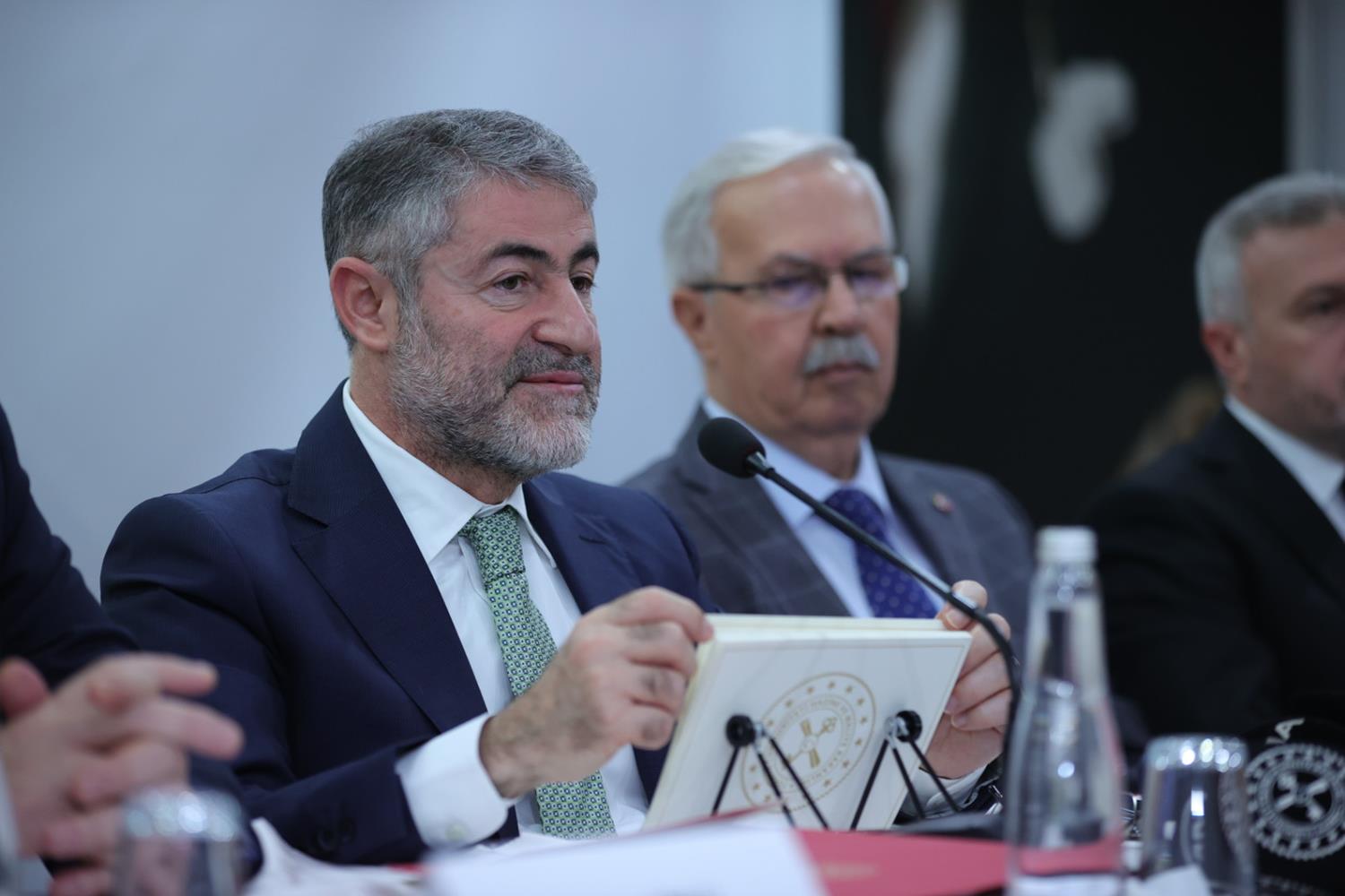 Bakan Nebati'den muhalefete TOGG tepkisi: Sizin yerlilik oran�n�z ne kadar?