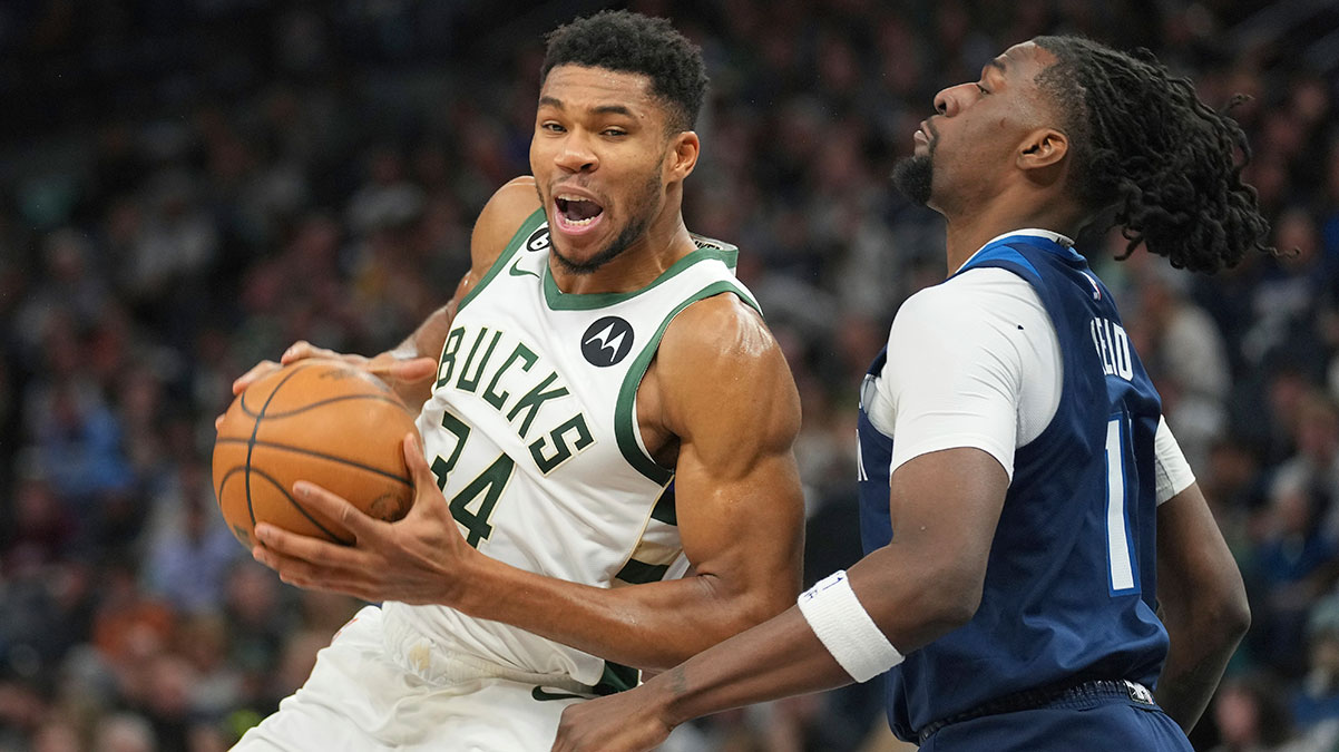 Milwaukee Bucks, Antetokounmpo'nun 'triple double'yla kazand�