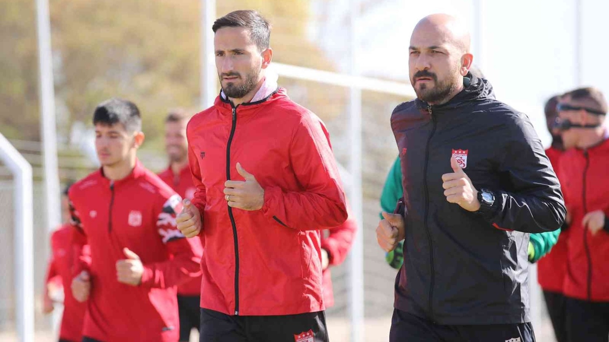 Sivasspor'un Fenerbahe ma kadrosu belli oldu