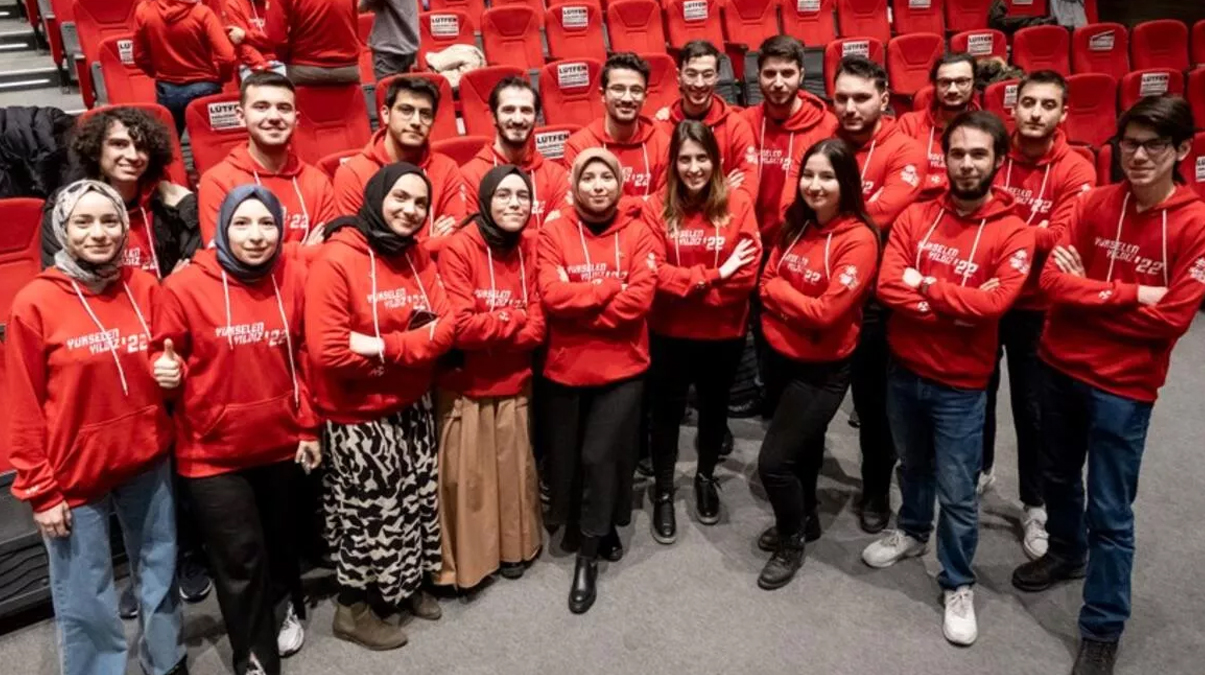 T3 Vakf�'ndan binlerce ��renciye burs