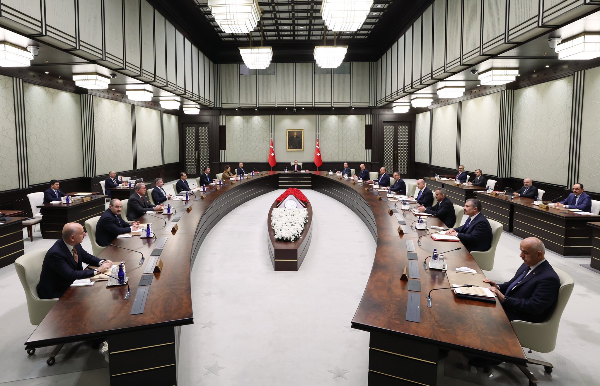 Cumhurba�kanl��� Kabinesi topland�