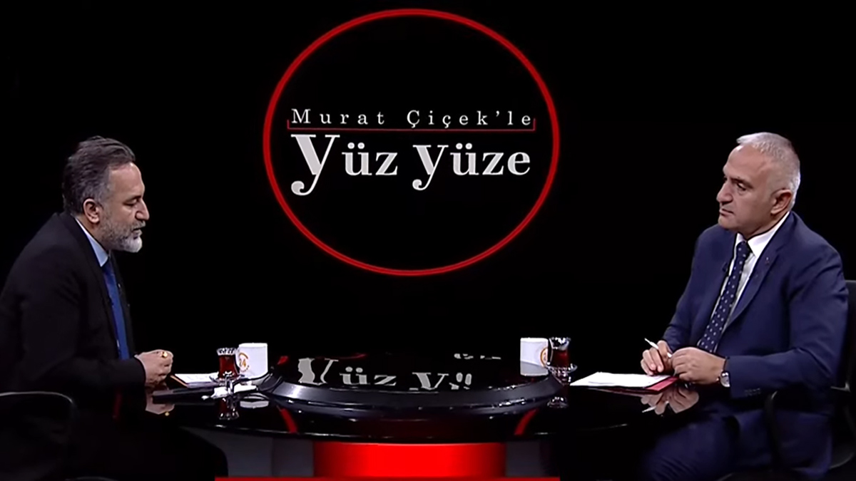 Bakan Ersoy'dan 24 TV'ye �zel a��klamalar... '�� �retemeyenlerin g�revi alg� �retmek'