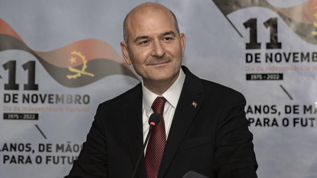 ��i�leri Bakan� Soylu: T�rkiye'yi dost ve yak�n g�rmeleri bizler i�in mutluluk kayna��d�r