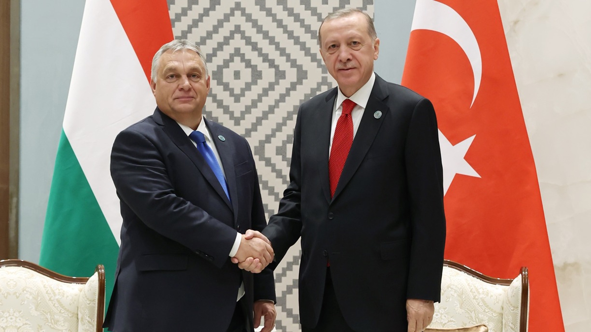 Trkiye'den Macaristan'a garanti! Orban, Bakan Erdoan'a teekkr etti