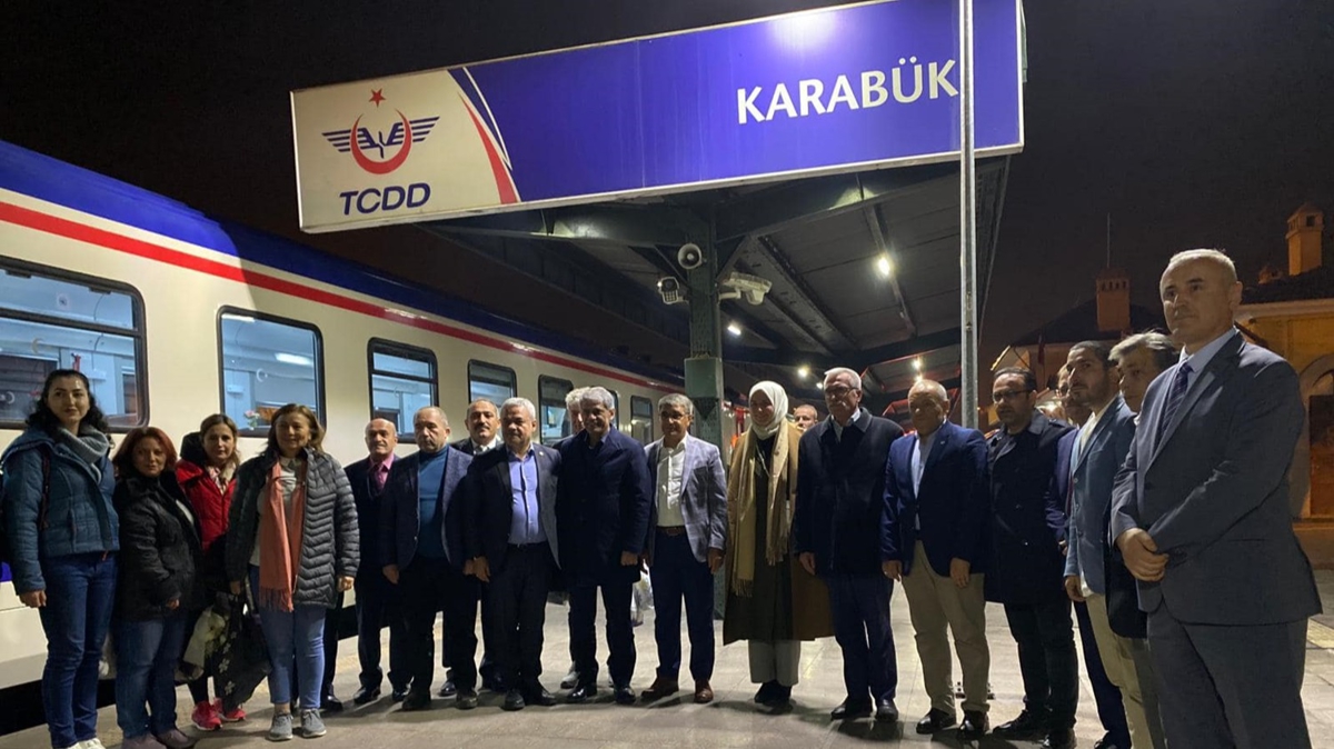 Bakan Yardmcs Alpaslan, Karaelmas Ekspresi ile Karabk'e geldi