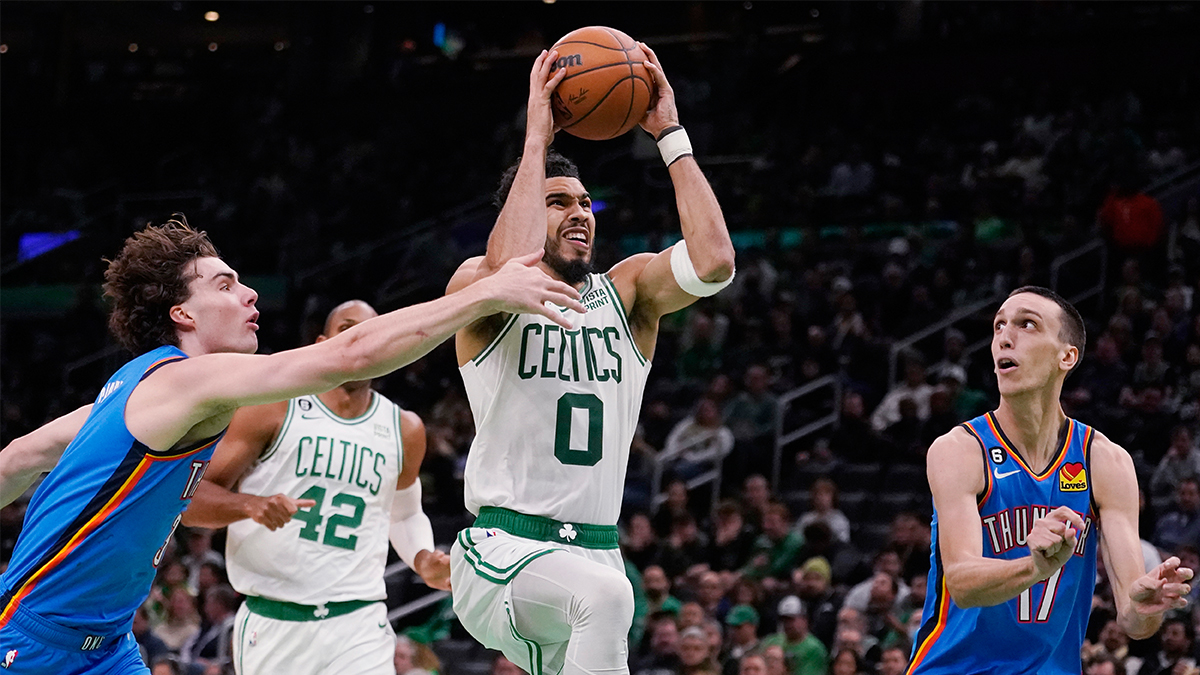 Jayson Tatum ile Celtics �st �ste 7.galibiyetini ald�