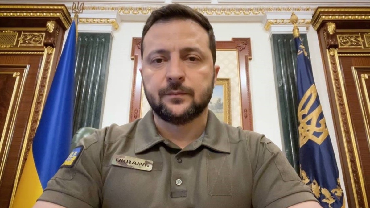 Zelenskiy: Rusya'ya bartan bahsediyorlar, o ise fzelerle yant veriyor