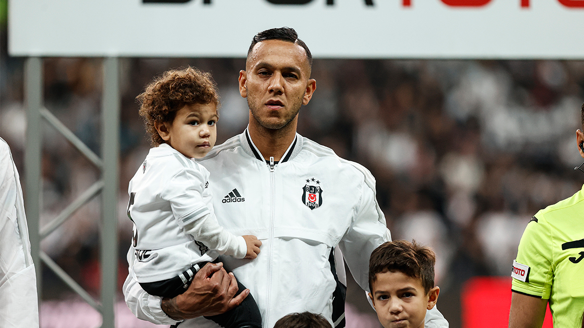 Josef de Souza'dan Be�ikta� karar�