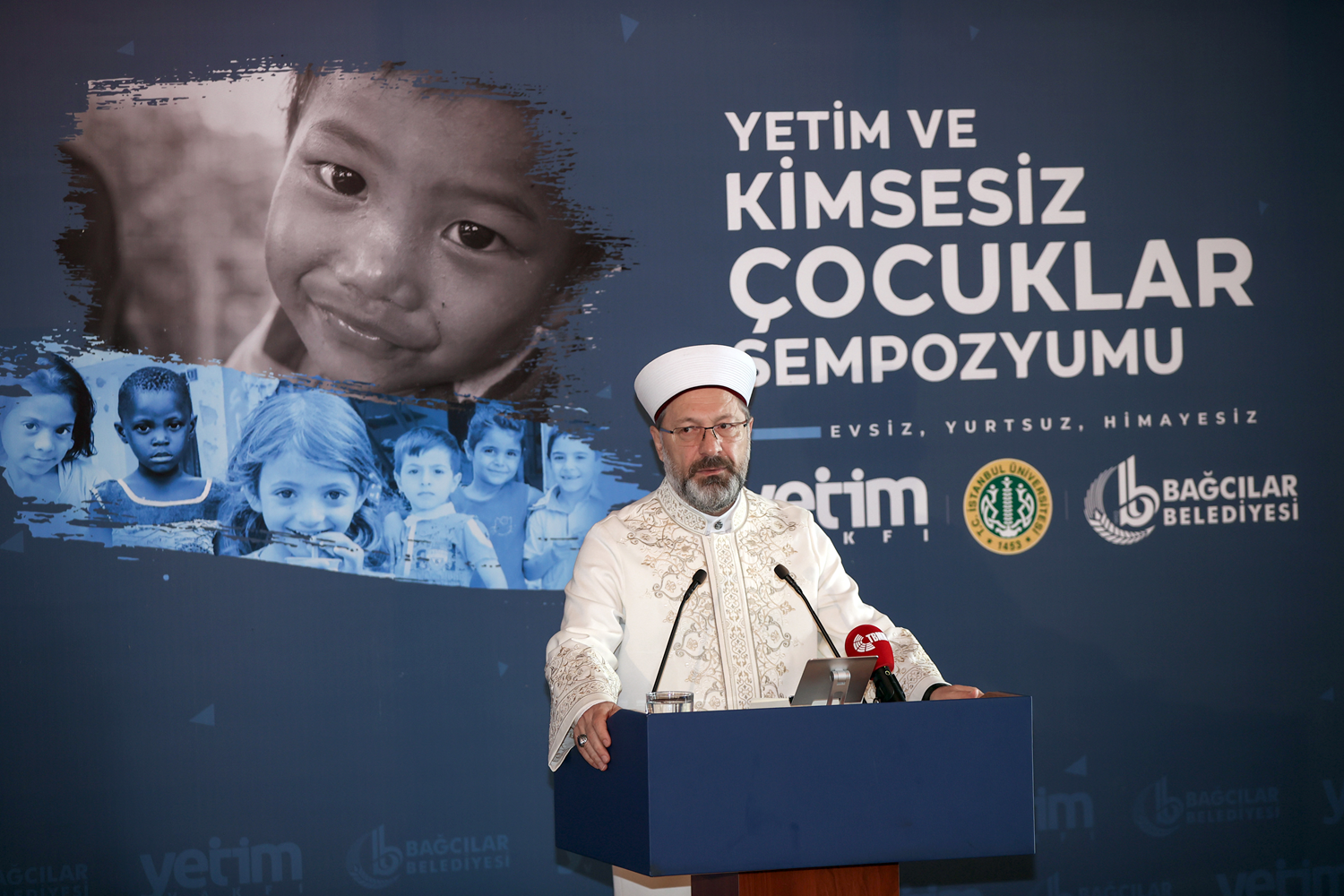 Diyanet ��leri Ba�kan� Erba�: �slam'�n yetimler konusundaki ilkelerini b�t�n insanl��a tan�tmam�z laz�m