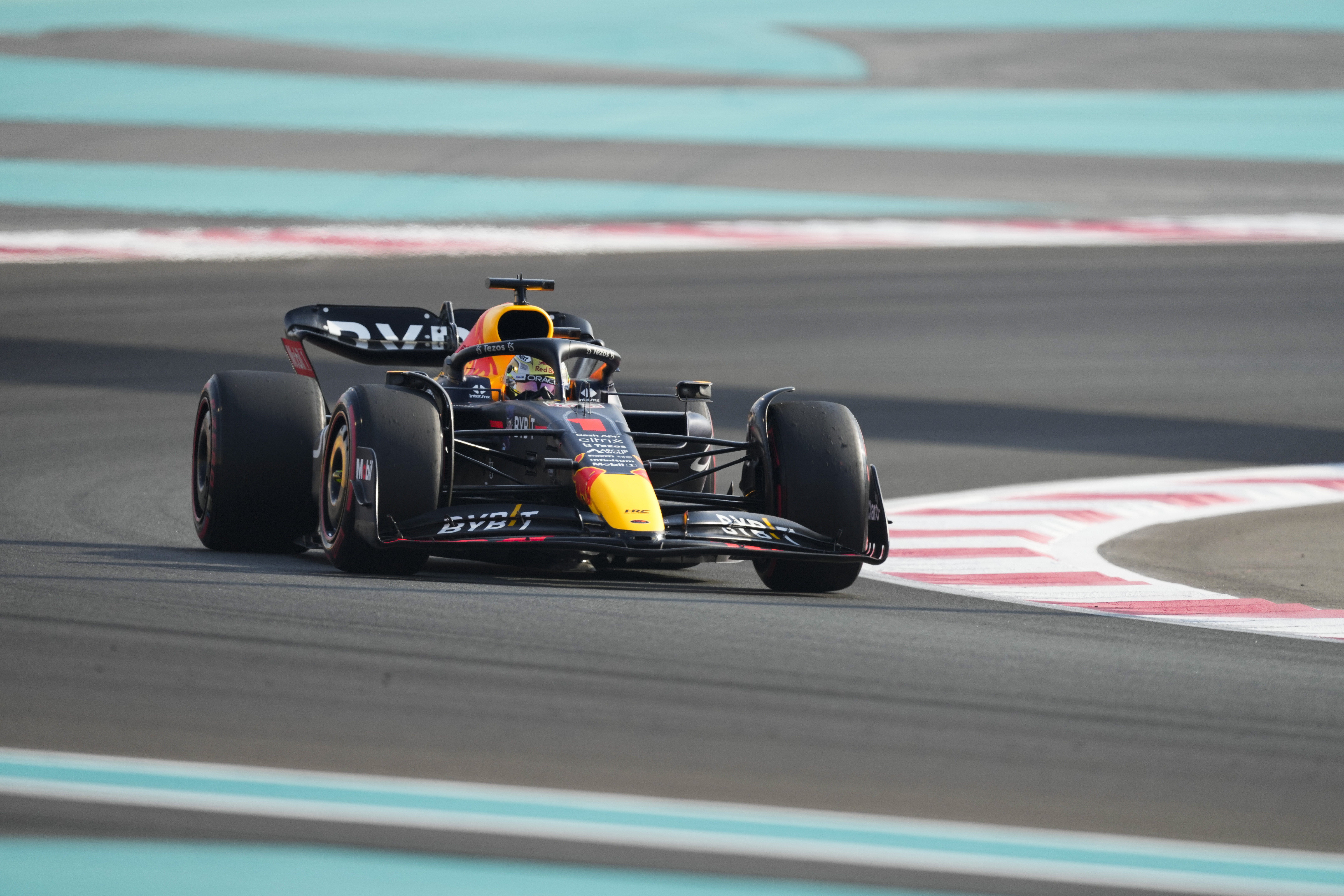 Max Verstappen, Abu Dabi Grand Prix'sine ilk s�radan ba�layacak