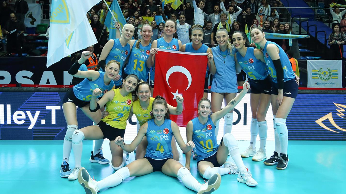 CEV Challenge Kupas�'nda PTT, Tchalou Chapelle-Lez-Herlaimont'u 3-0 ma�lup etti