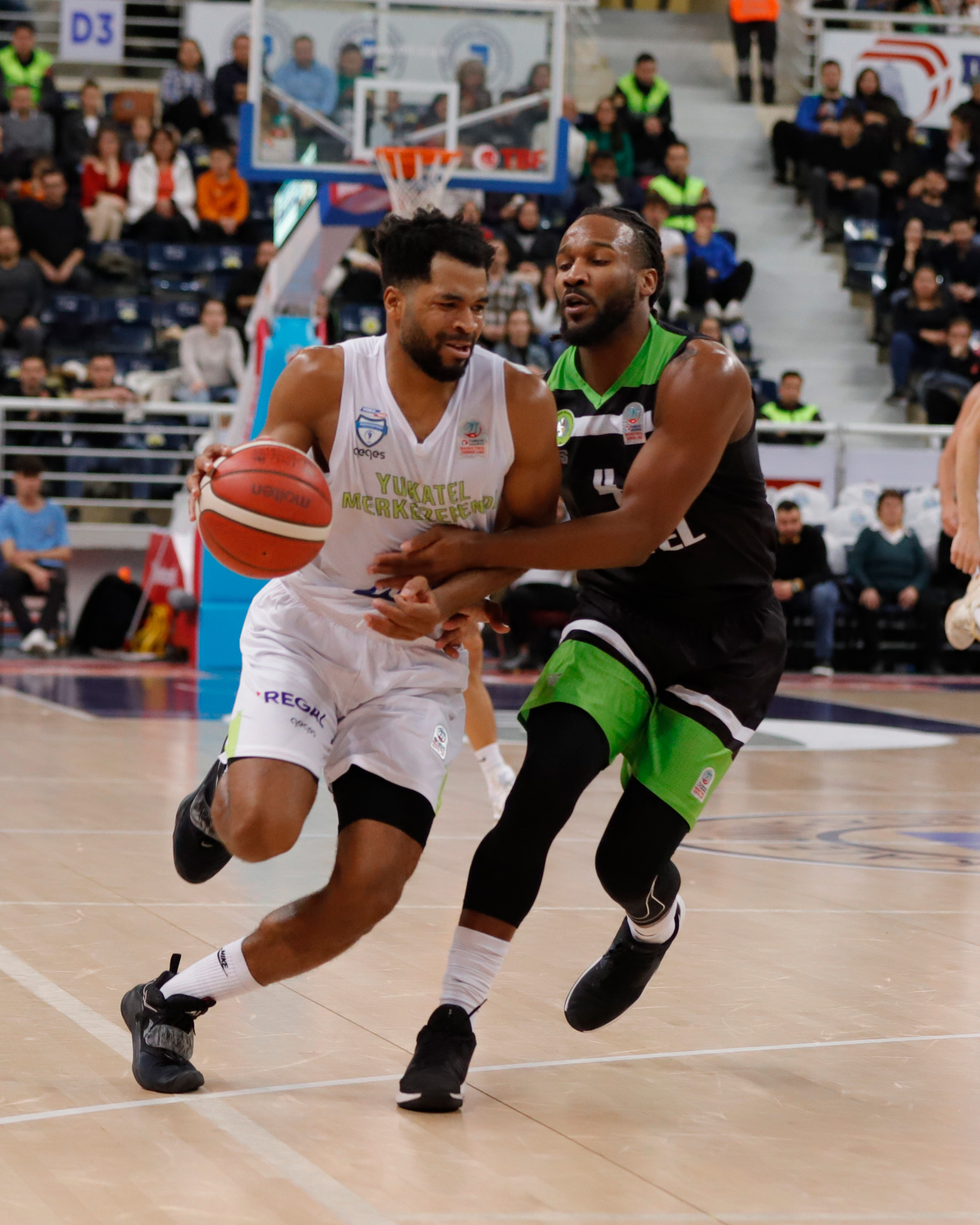 Yukatel Merkezefendi Belediyesi Basket evinde farkl� kazand�