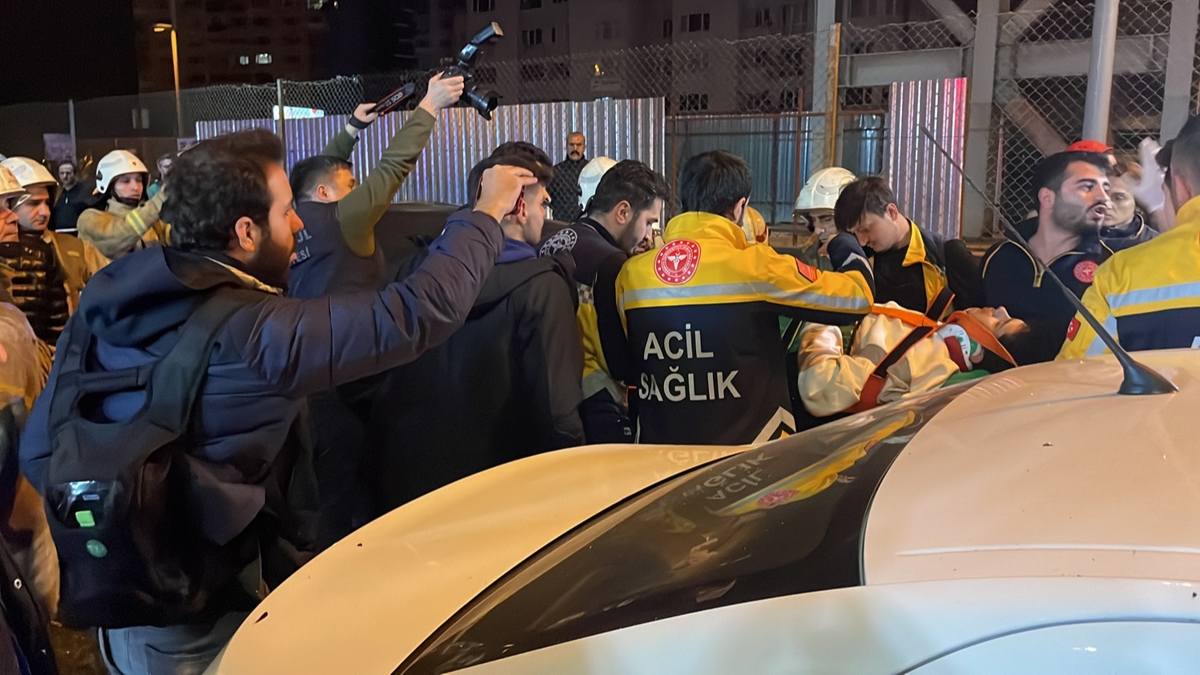 Mecidiyeky'de 12 aracn kart zincirleme trafik kazas