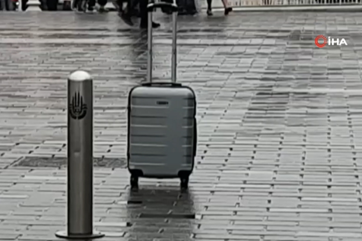 Taksim Meydan'nda Krgz turist bavulunu unuttu, polis alarma geti