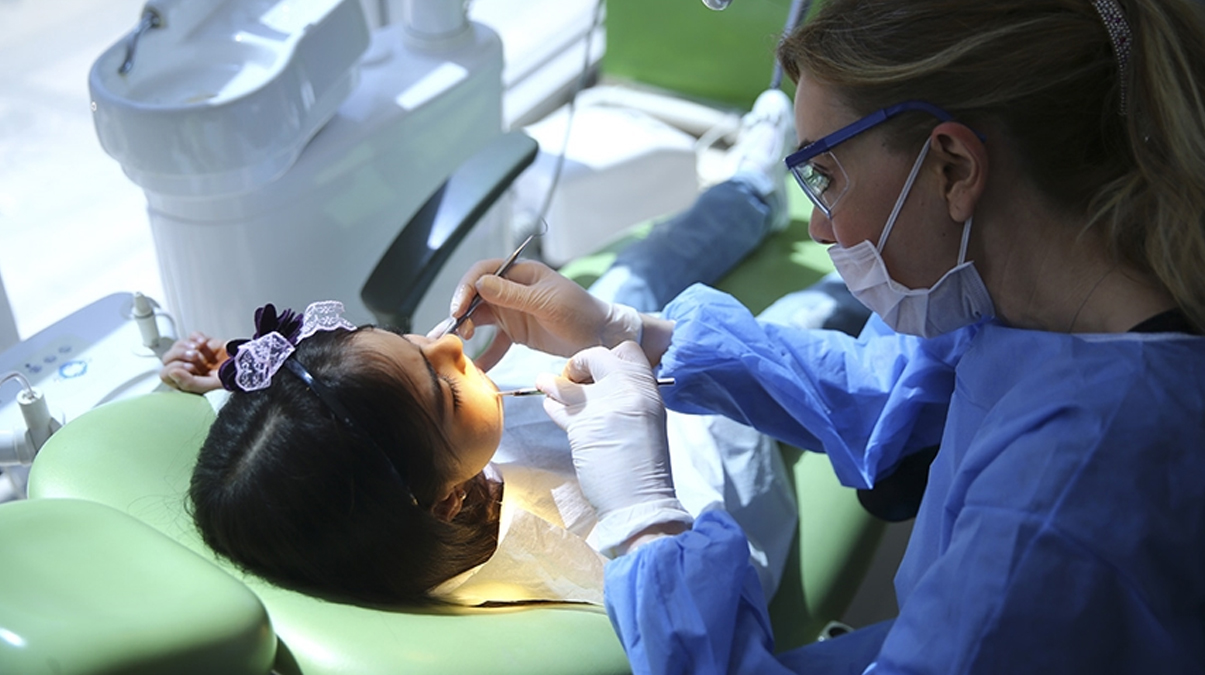 Aile Di� Hekimli�i modeli T�rkiye genelinde yayg�nla�t�r�lacak