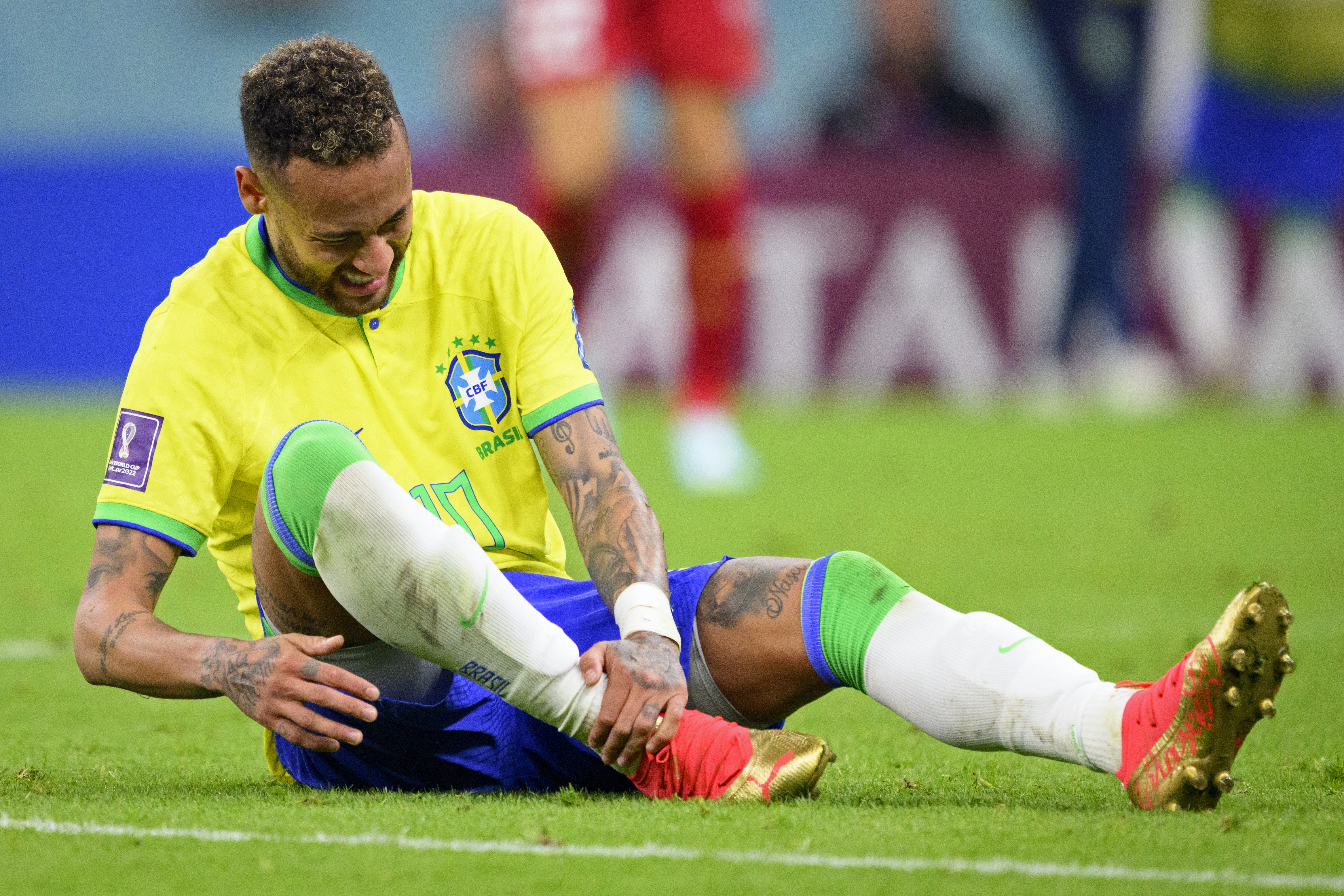 Neymar'dan Brezilya'ya kt haber