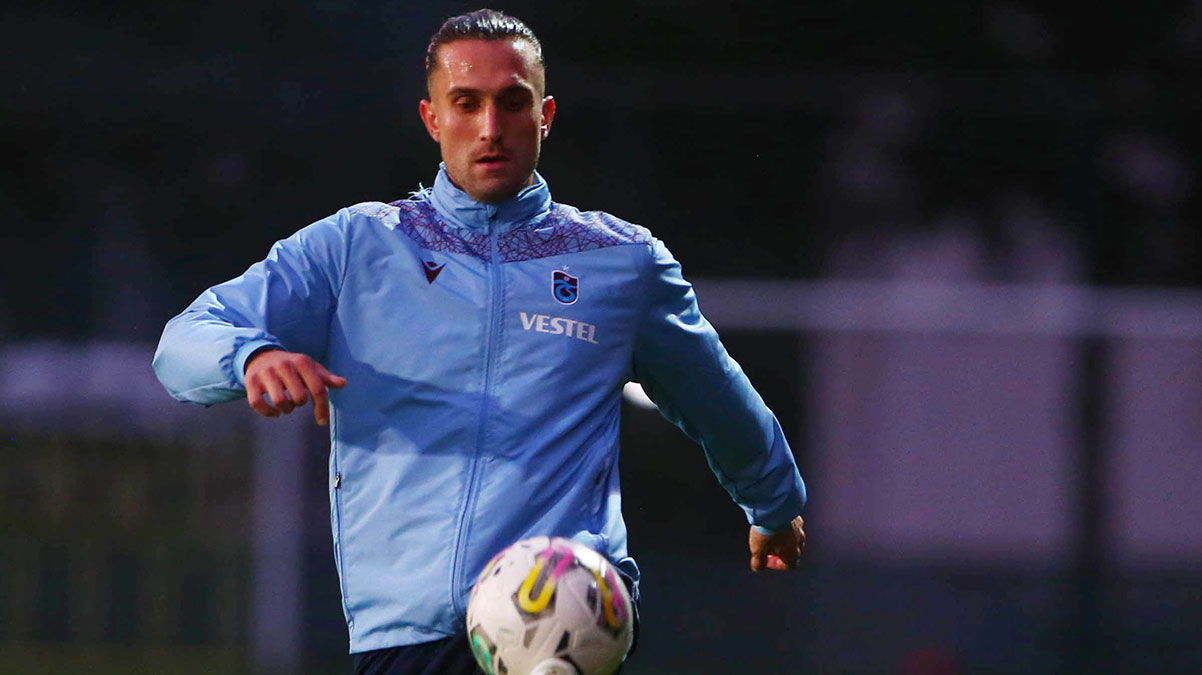 Yusuf Yaz�c�, D�nya Kupas� aras�n� f�rsata �evirecek