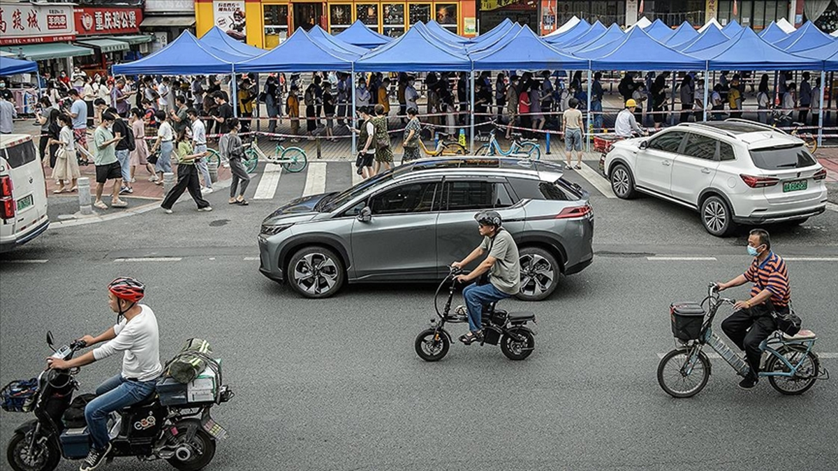 �in'de salg�n tedbirleri ekonomik beklentileri d���r�yor