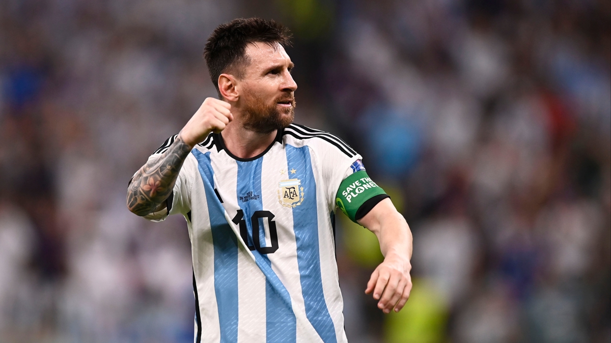 Lionel Messi'den rekor stne rekor