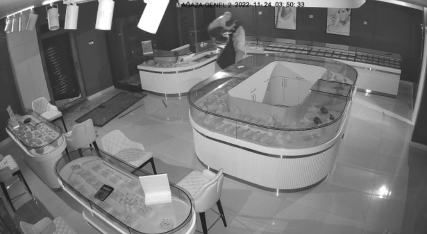 Kuyumcudan 750 bin TL'lik h�rs�zl�k