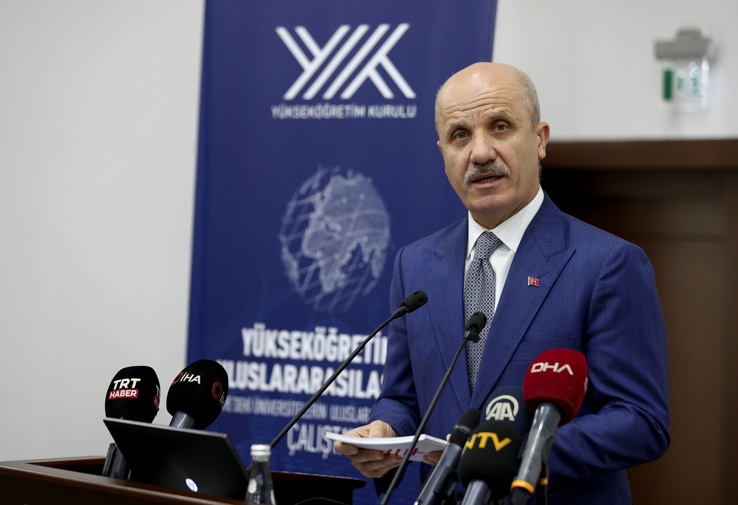 Y�K Ba�kan� �zvar, Gen�lik ve Spor Bakanl��� ile Y�K i� birli�i protokol� t�reninde konu�tu