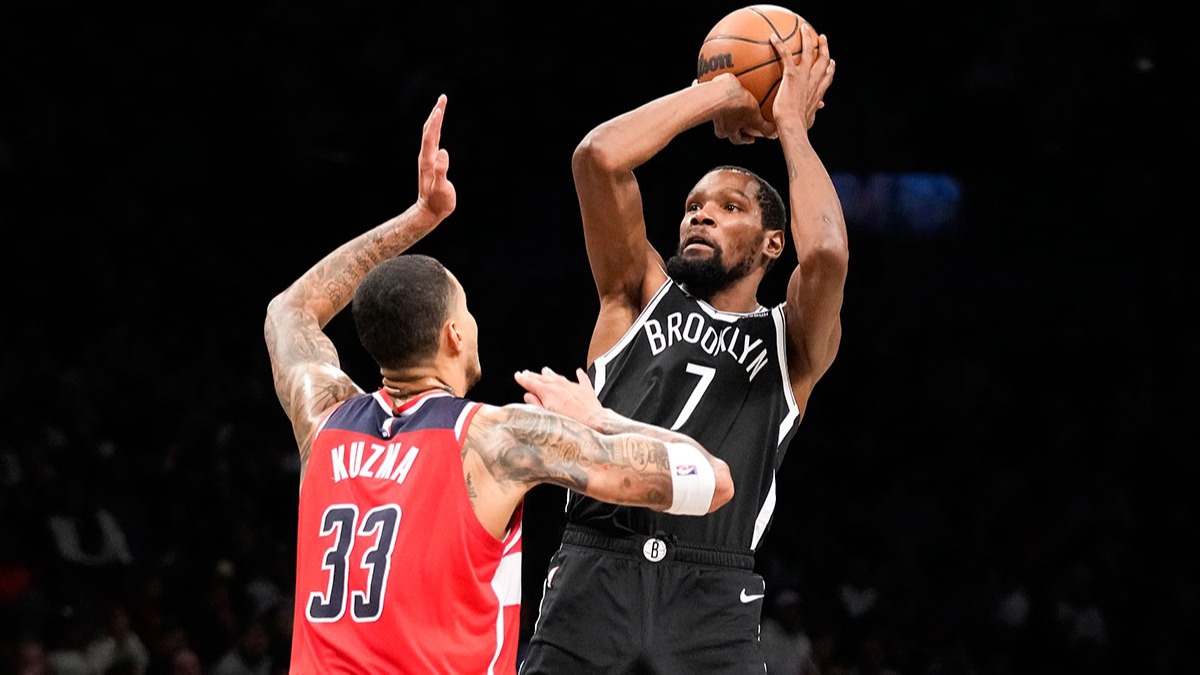 Kevin Durant'in 39 says Brooklyn Nets'e st ste nc galibiyeti getirdi