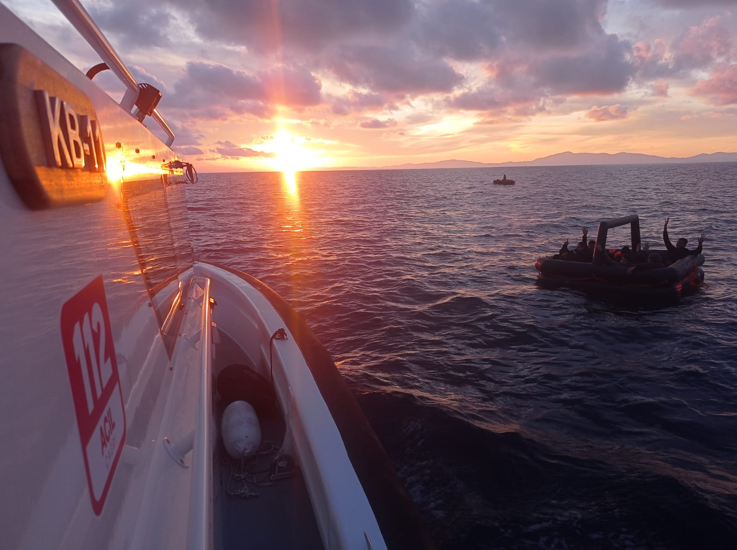 Mu�la a��klar�nda 27 d�zensiz g��men kurtar�ld�