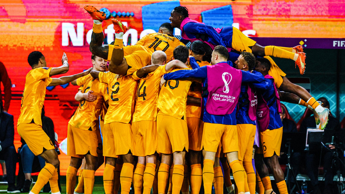 Katar'da ilk �eyrek finalist Hollanda