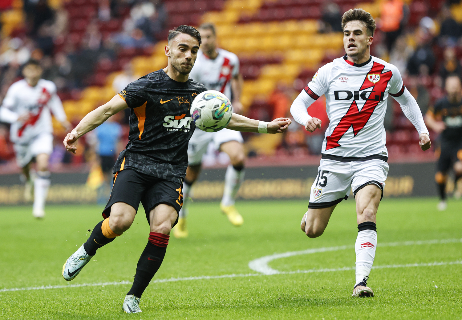 Galatasaray'�n rakibi Villarreal