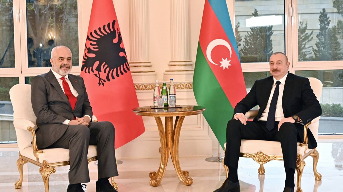 Aliyev: Arnavutluk ile ilikilerimiz gleniyor ve yeni frsatlar douyor
