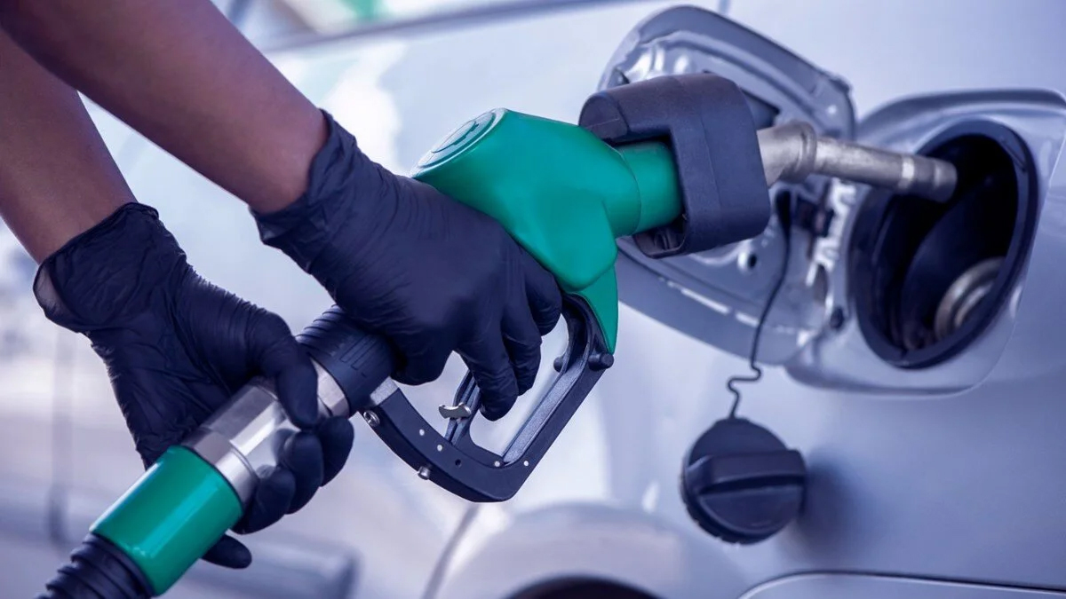Ara� sahiplerine g�zel haber! Benzine geldi
