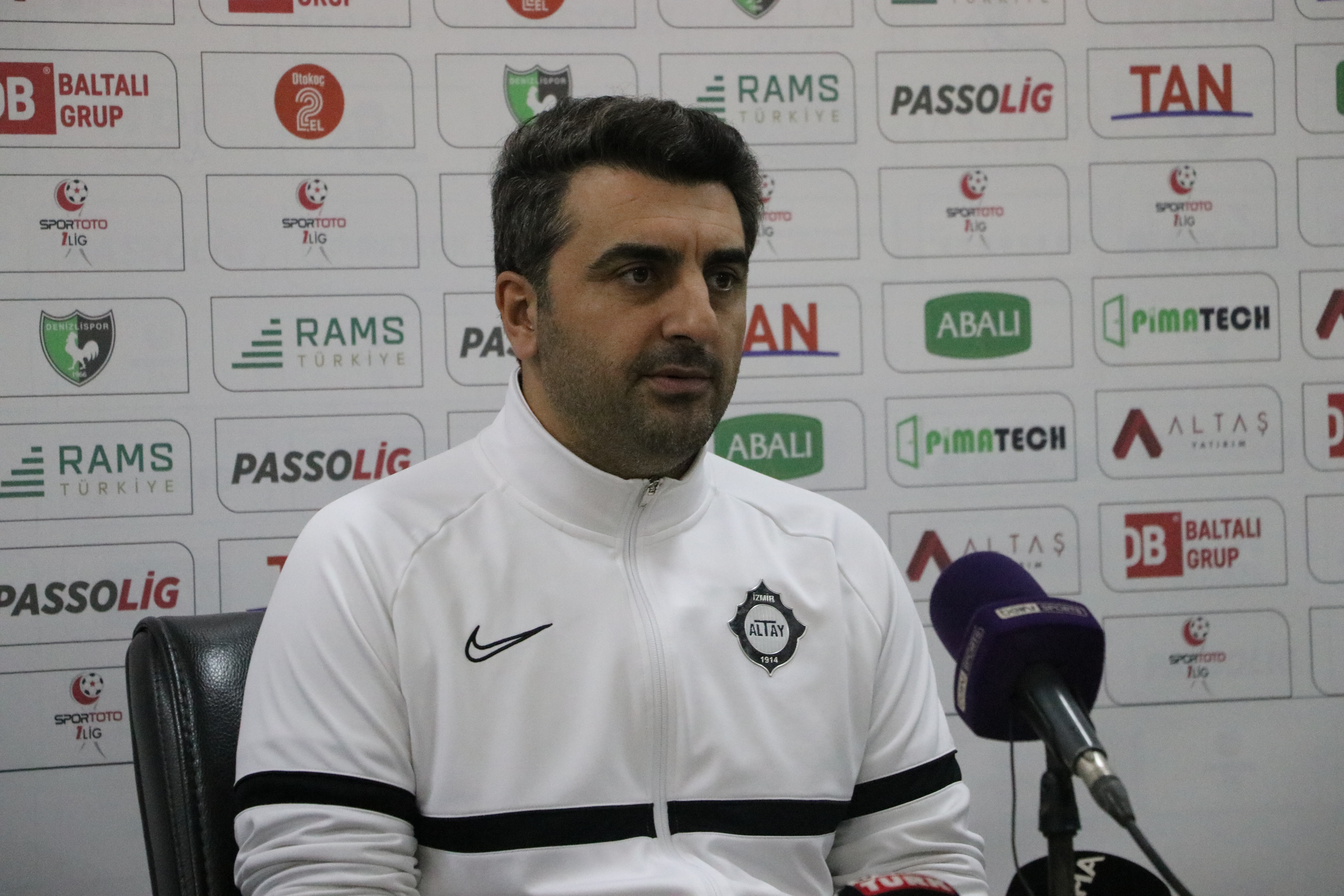 Sinan Kalo�lu: Sezon ba��ndan beri �ok zorluk �ekiyoruz